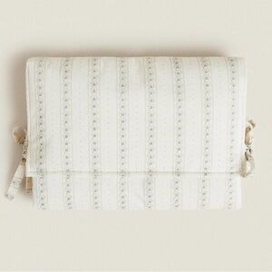 ZARA Floral boarder muslin changing mat and muslin crib organizer with boarder